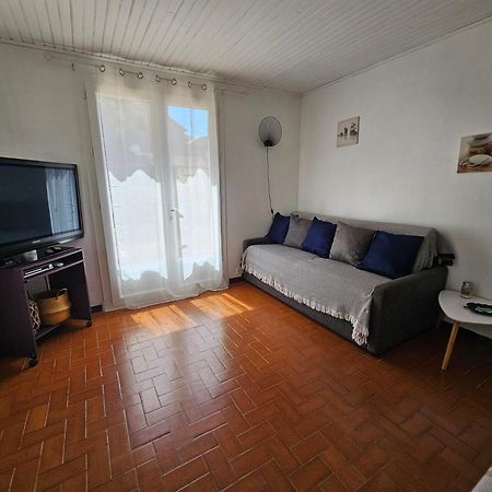 Coursan Location Saisonniere 아파트 외부 사진